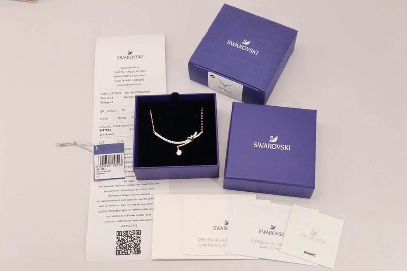 Swarovski Necklace 05lyx308